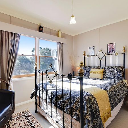 Redcliffe House Colonial Bed & Breakfast สวอนซี ภายนอก รูปภาพ