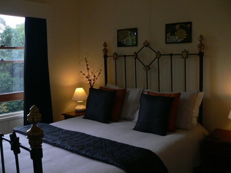 Redcliffe House Colonial Bed & Breakfast สวอนซี ภายนอก รูปภาพ