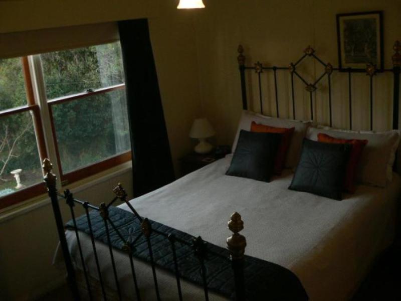 Redcliffe House Colonial Bed & Breakfast สวอนซี ภายนอก รูปภาพ