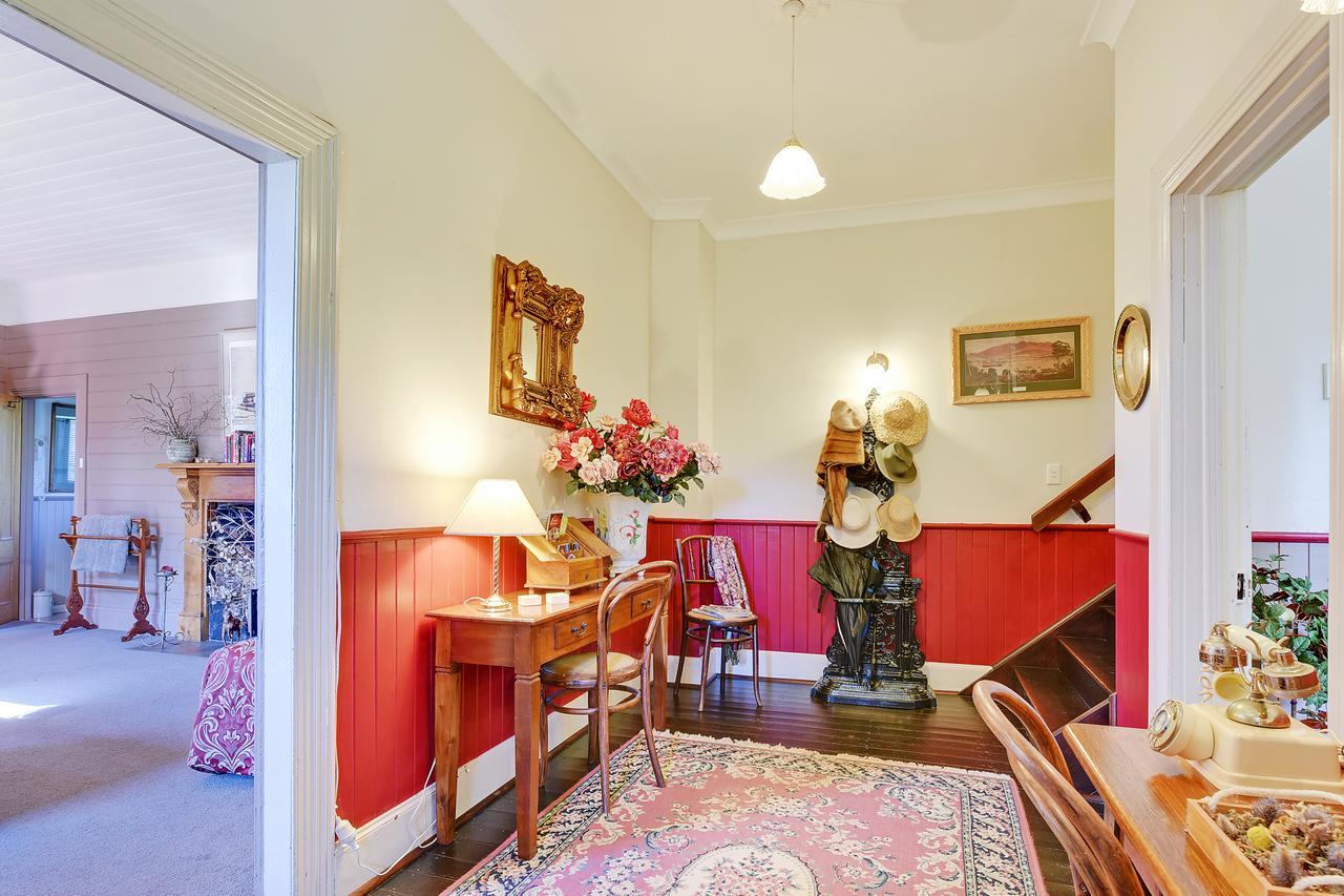Redcliffe House Colonial Bed & Breakfast สวอนซี ภายนอก รูปภาพ