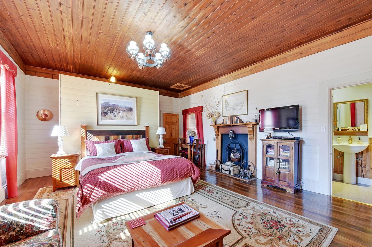 Redcliffe House Colonial Bed & Breakfast สวอนซี ภายนอก รูปภาพ
