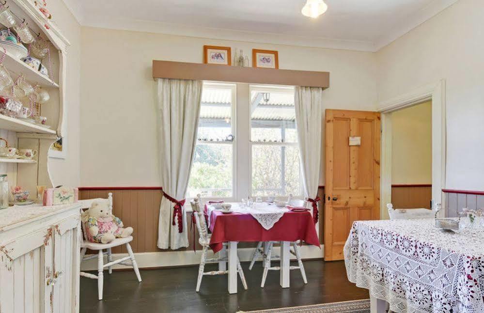 Redcliffe House Colonial Bed & Breakfast สวอนซี ภายนอก รูปภาพ